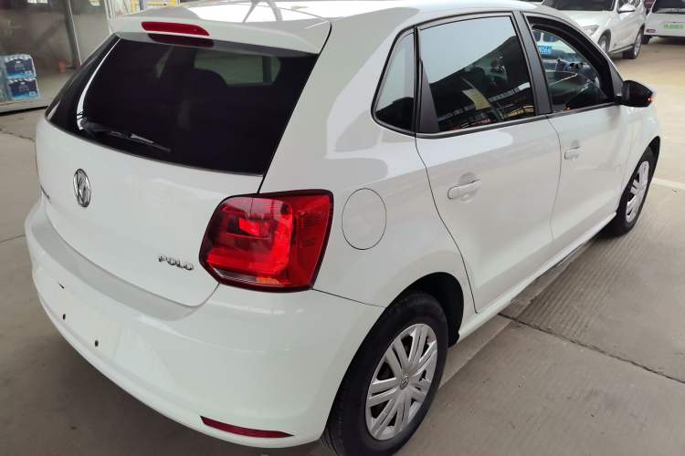 Used Volkswagen Polo 2016 1.4L Automatic Trendy Model Rear Right 45 Deg