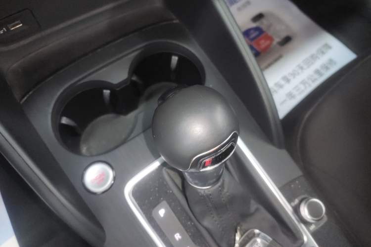 Used Audi A3 2020 Limousine 35 TFSI Ambition China VI Gear Lever