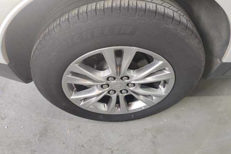 Used Cadillac XT5 2022 2.0T Two-Wheel Drive Luxury Version
