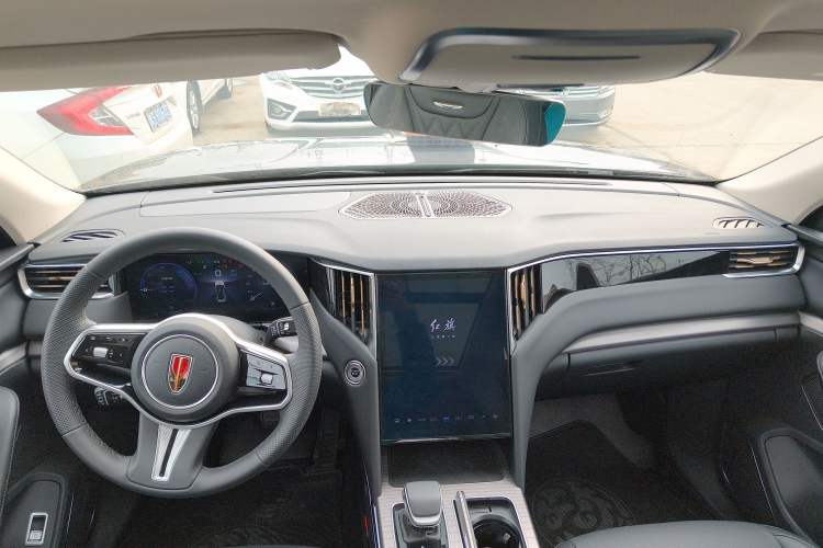 Used Hongqi HS7 PHEV 2024 2.0T PHEV Two-Wheel Drive Flagship Edition 6 Seats