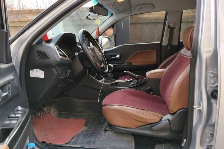 Used Great Wall Wingle 7 2021 2.0T Gasoline Two-Wheel Drive Elite Version with Large Double Cabin GW4C20B
