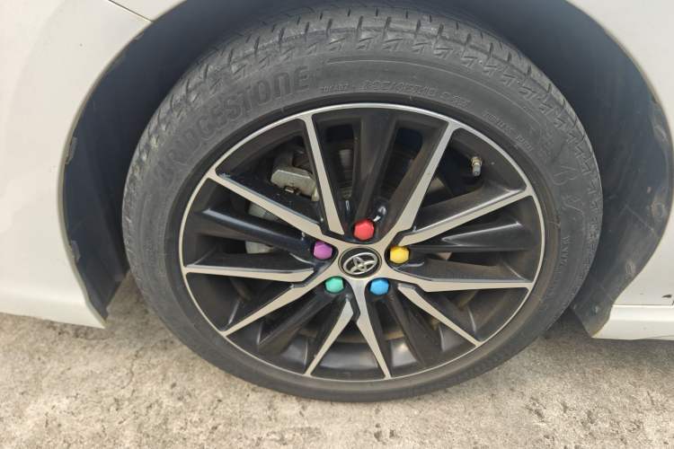 Used Toyota Camry 2021 2.5S Fēngshàng Edition Left Front Wheel Hub