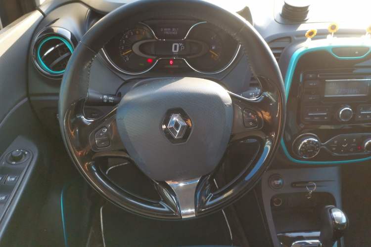 Used Renault Captur 2015 1.2T Automatic Comfort First Edition
