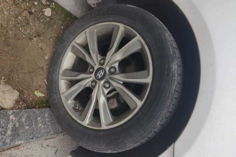 Used Hyundai Sonata 2013 2.0L Automatic Luxury Edition
