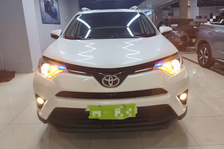 Used Toyota RAV4 2016 2.0L CVT Two-Wheel Drive Comfort Edition China V Standard