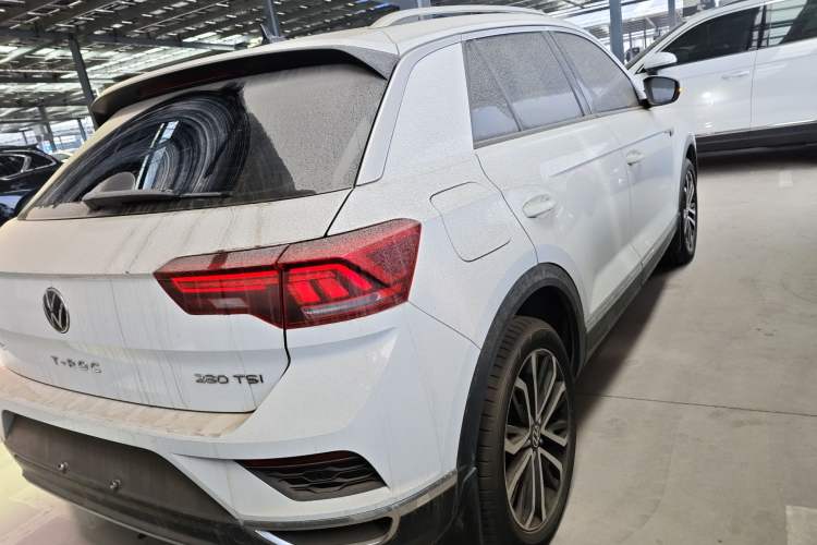 Used Volkswagen T-ROC 2021 280TSI DSG Two-Wheel Drive Comfort Connect Edition Rear Right 45 Deg