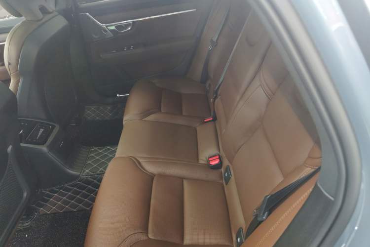 Used Volvo S90 New Energy 2023 T8 Plug-in Hybrid All-Wheel Drive Long-Range Luxury Edition