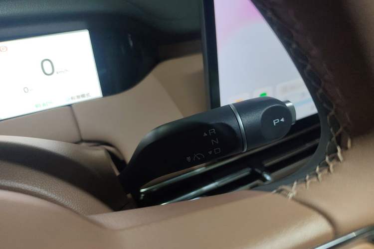 Used Wuling Bingo S 2025 Model 325km Deluxe Edition