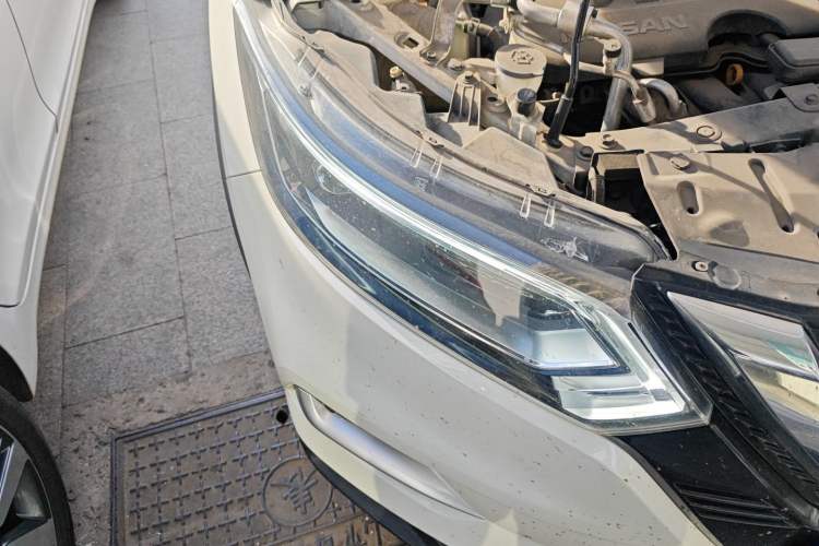 Used Nissan Qashqai 2022 2.0L CVT XV Premier Luxury Edition Exterior 6