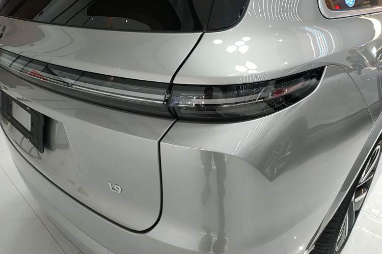 Used Li Auto L9 2022 Max model Exterior 2