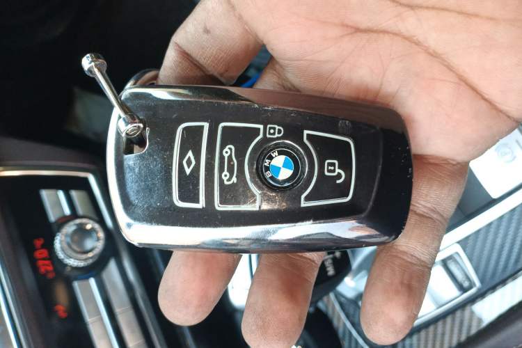 Used BMW 5 Series 2014 525Li Luxury Design Package