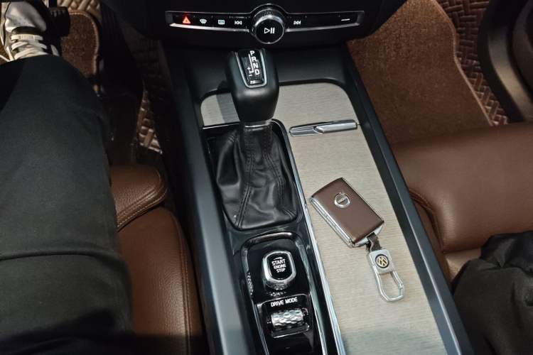 Used Volvo XC60 2020 T5 4x4 Zhiya Luxury Edition