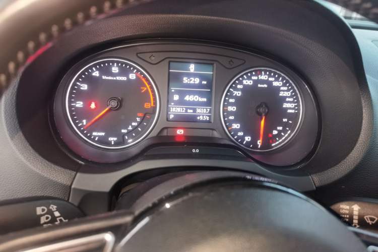 Used Audi A3 2014 Limousine 35 TFSI Automatic Fashion Model Instrument Cluster