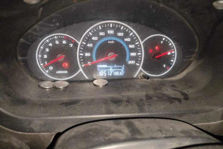 Used Wuling Rongguang V 2016 1.5L Standard Version
