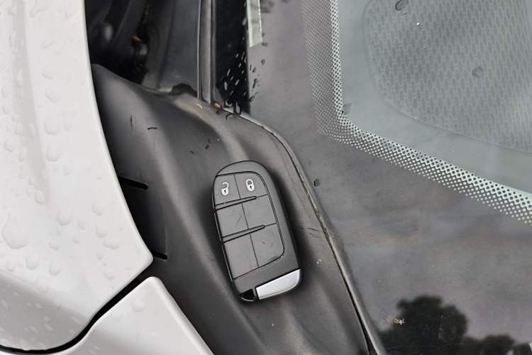 Used Jeep Compass 2017 200T Automatic Family Edition