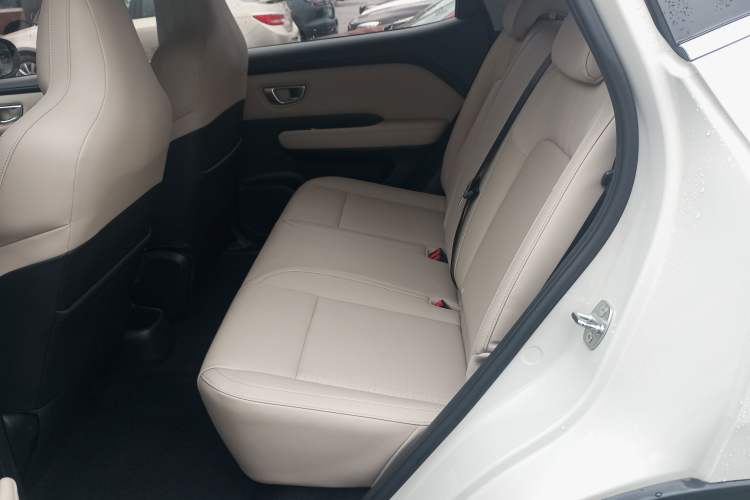 Used Wuling Bingo PLUS 2024 330 km Range Five-Seater Version