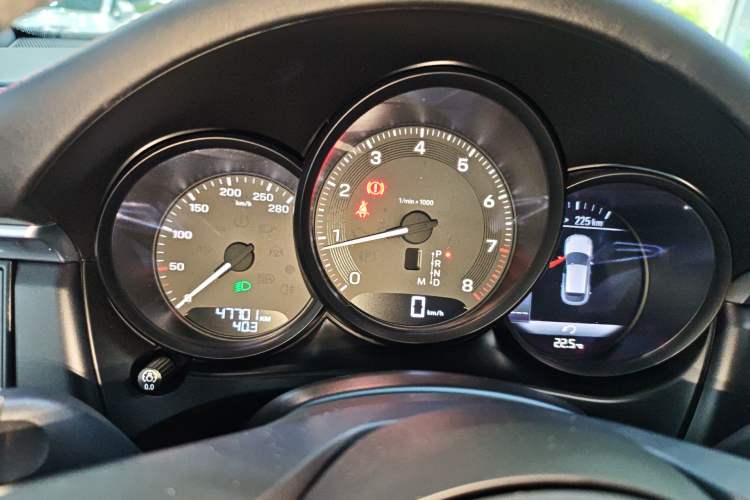 Used Porsche Macan 2023 Macan 2.0T
