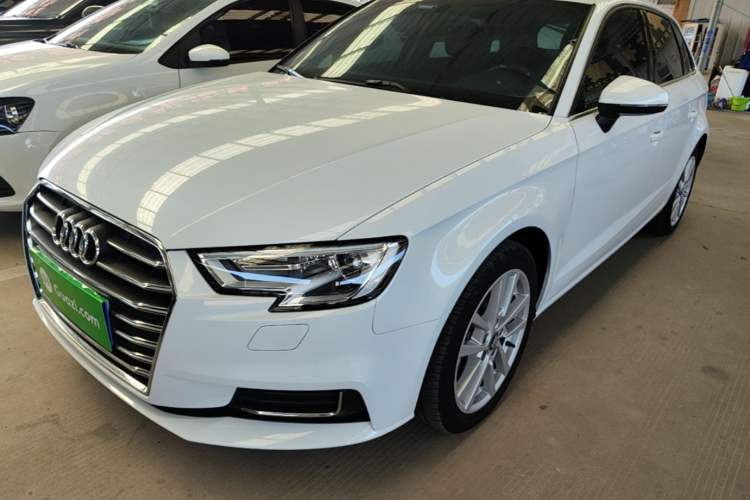 Used Audi A3 2020 Sportback 35 TFSI Ambition China VI Guazi used car, China used car export, Used car for sale, Used  cars, Cheapest cars for sale