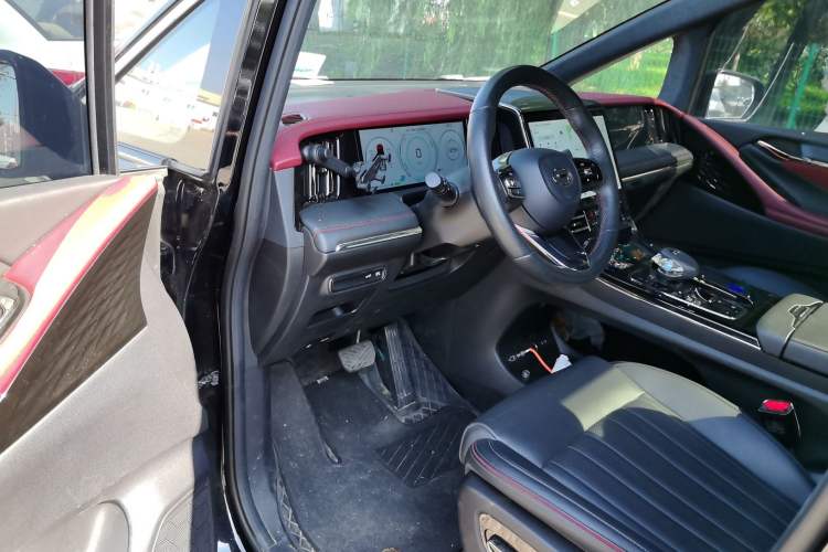 Used GAC Trumpchi M8 2023 Zongshi Series Dual-Motor Supreme Edition Driver Seat