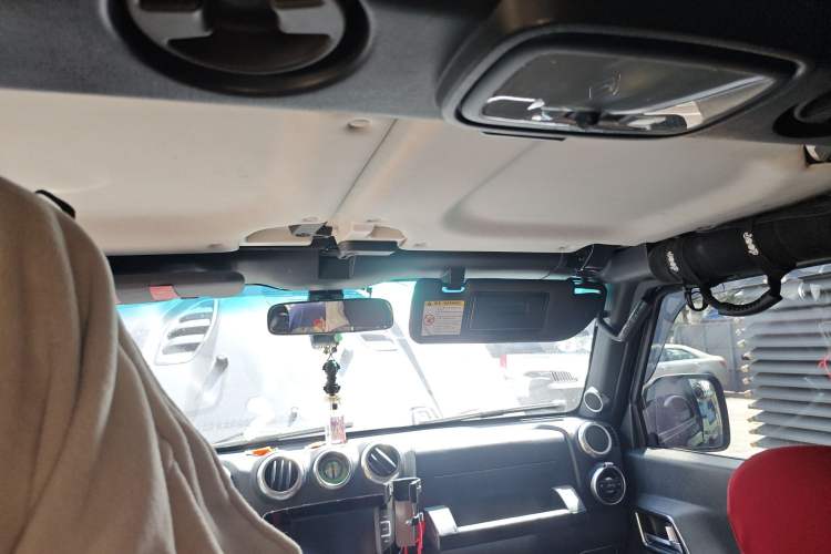 Used BAIC Off-Road BJ40 2016 40L 2.3T Automatic All-Wheel Drive Premium Edition