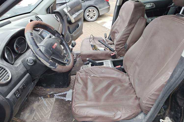 Used Haval H6 2016 Upgraded Model 1.5T Manual Two-Wheel Drive Value Edition