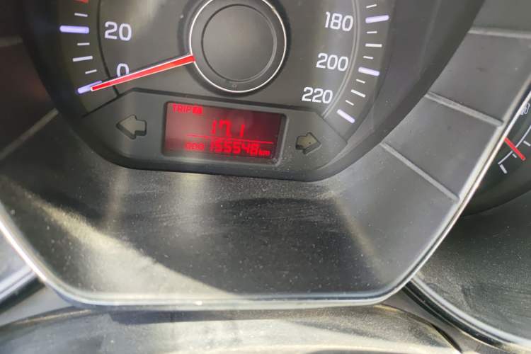 Used Kia K2 2012 Sedan 1.4L MT GLS Commemorative Edition