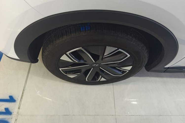 Used JETOUR Shanhai L7 2024 1.5T 120km ULTRA 7-Seater Left Front Wheel Hub