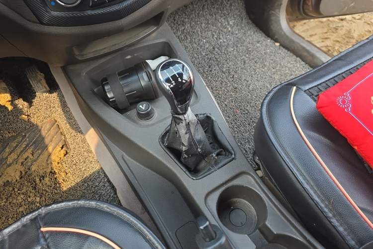 Used Wuling Hongguang 2014 1.5L Base Version
