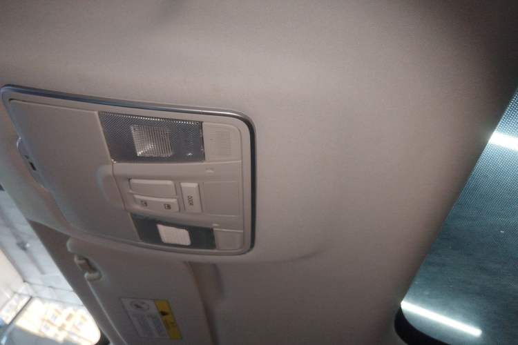 Used CHANGAN OSHAN X7 2020 1.5T Manual Luxury Version