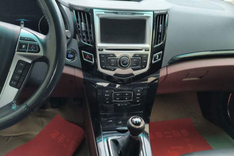 Used BYD Surui 2015 Revised Version 1.5L Manual Luxury Edition