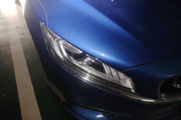 Used Geely Auto Emgrand GT New Energy 2018 1.5T PHEV Yaoxiang Edition Right Front Headlight