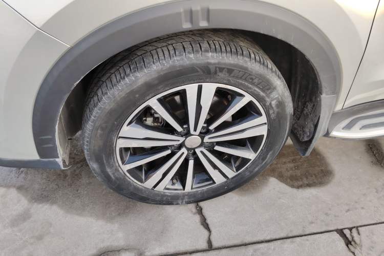 Used Roewe RX5 New Energy 2017 eRX5 50T Hybrid Connected Prestige Flagship Edition