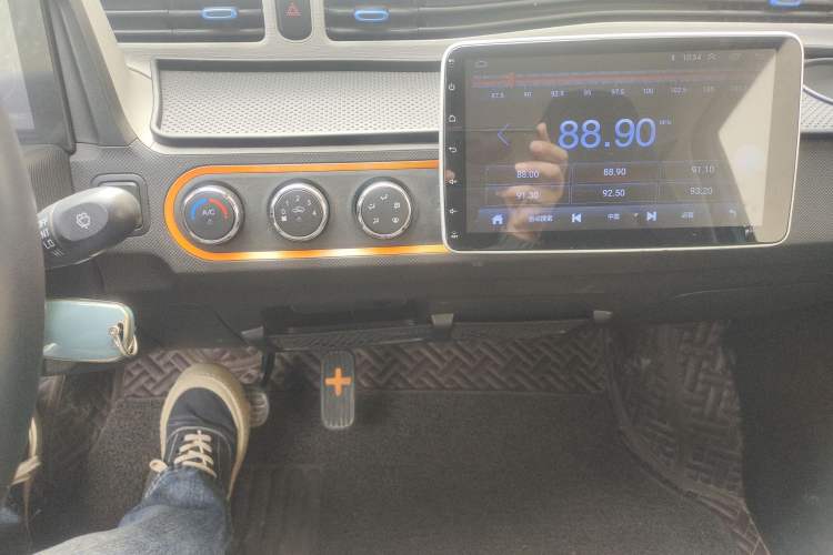 Used Wuling Hongguang MINIEV 2020 Zizai Version Lithium-NMC Audio And AC Panel