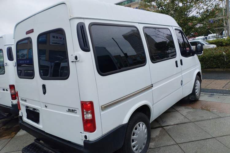 Used JMC Transit 2017 2.8T Commercial Version Short Wheelbase Mid-Roof 6/7/8-Seater JX493
