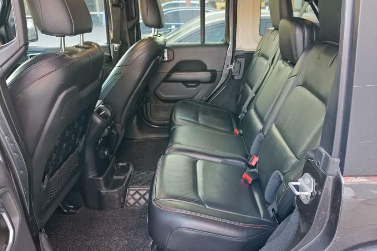 Used Jeep Wrangler 2021 2.0T Robin Hood Four-Door Edition
