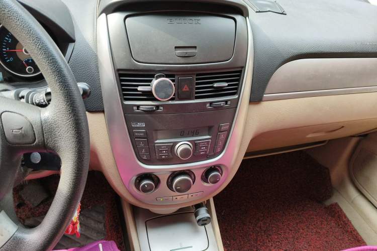Used Buick Excelle 2011 1.6 LX-MT
