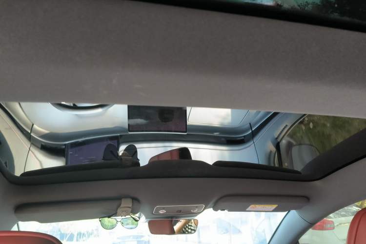 Used Hima Luxeed S7 2024 Max+ Rear-Drive Ultra-Range Intelligent Driving Edition Headliner