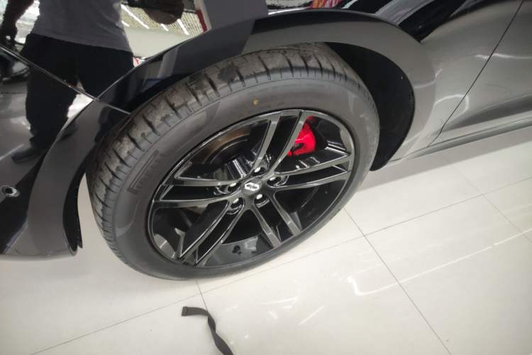 Used Hima AITO M5 2025 Extended-Range Ultra All-Wheel-Drive Version
