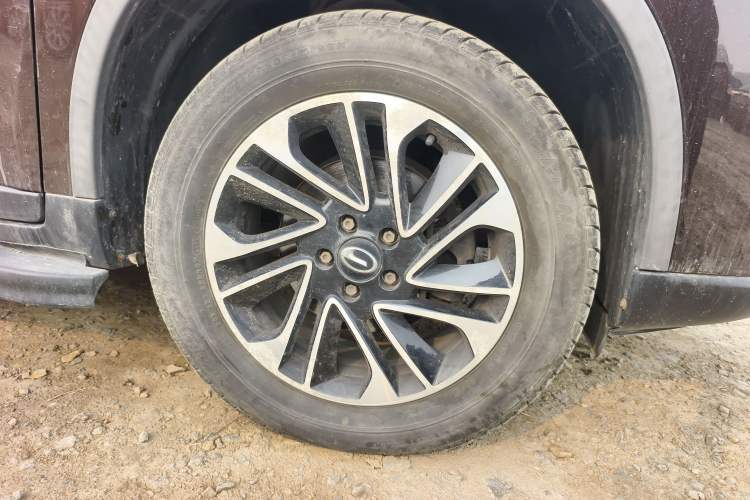 Used GAC Trumpchi GS4 2016 235T G-DCT Elite Edition Exterior 4