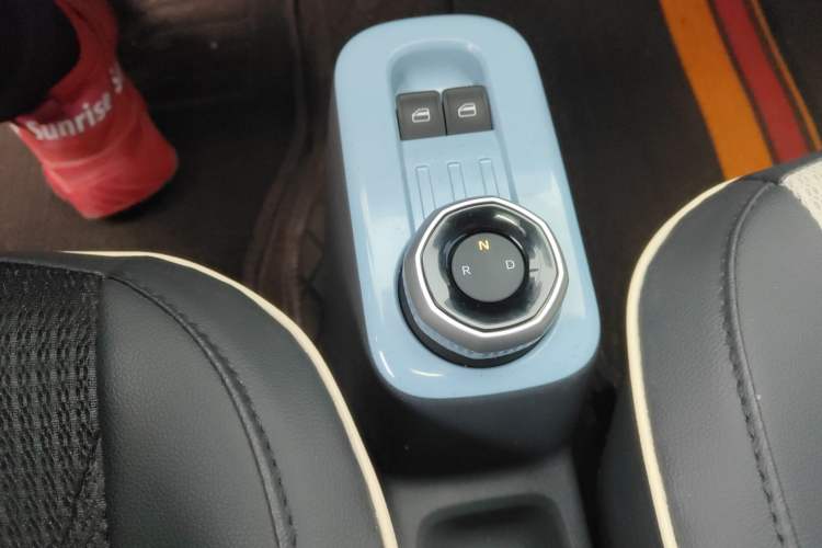 Used Geely Galaxy Panda 2024 Panda Mini 200km Endurance Bear
