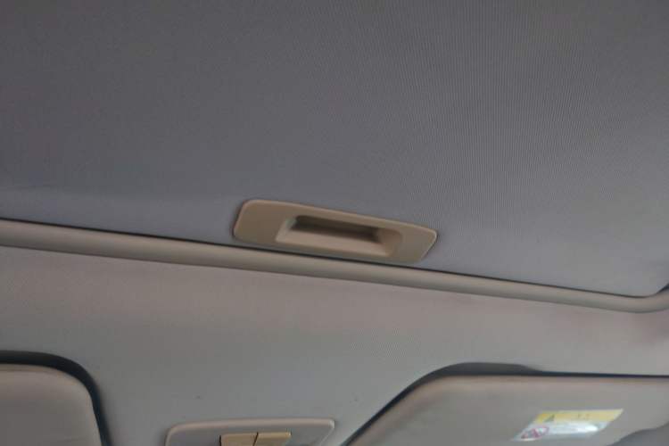 Used Baojun 560 2015 1.8L manual luxury version