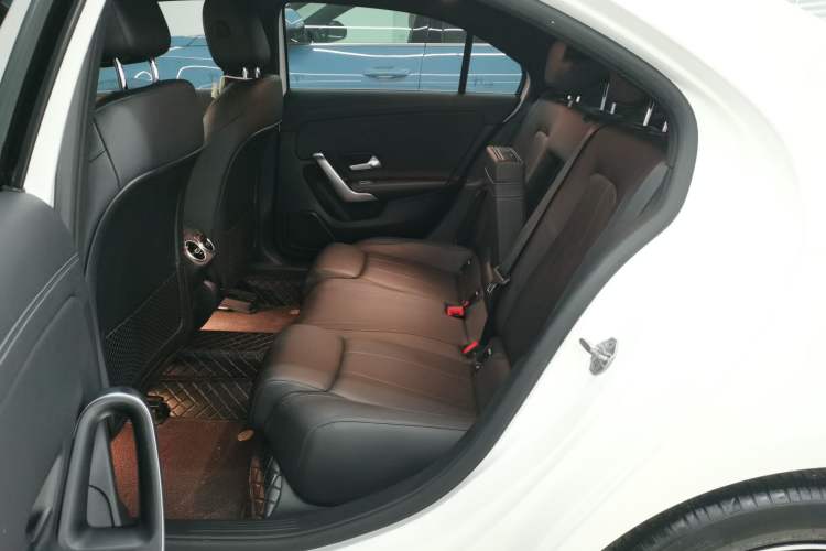 Used Mercedes-Benz A-Class 2022 Second Facelift A 200 L Sport Sedan Fashion Version