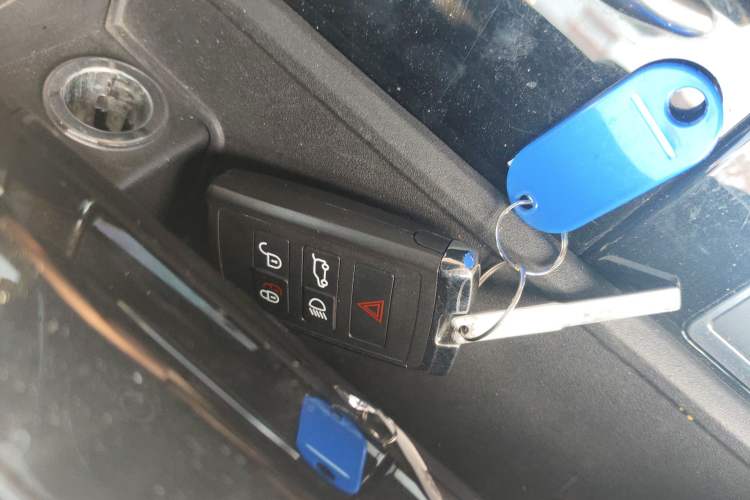 Used Land Rover Discovery 2017 3.0 SC V6 HSE
