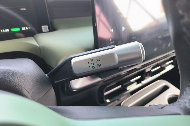 Used AION Y 2023 Younger