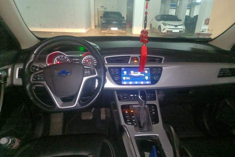 Used Geely Auto Emgrand X7 Sport 2018 1.8TD Automatic Two-Wheel Drive Zhiya Model
