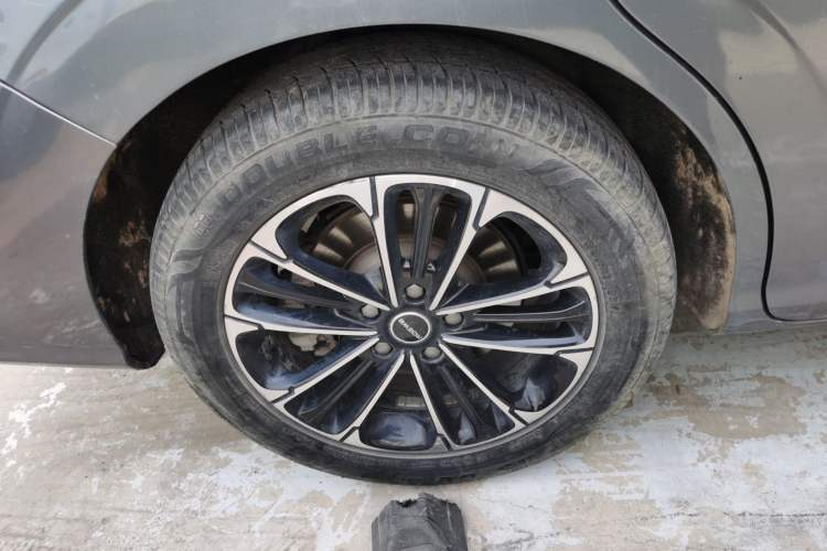 Used Roewe iMAX8 2021 400TGI Supreme Series Ultimate Edition Right Rear Wheel Hub