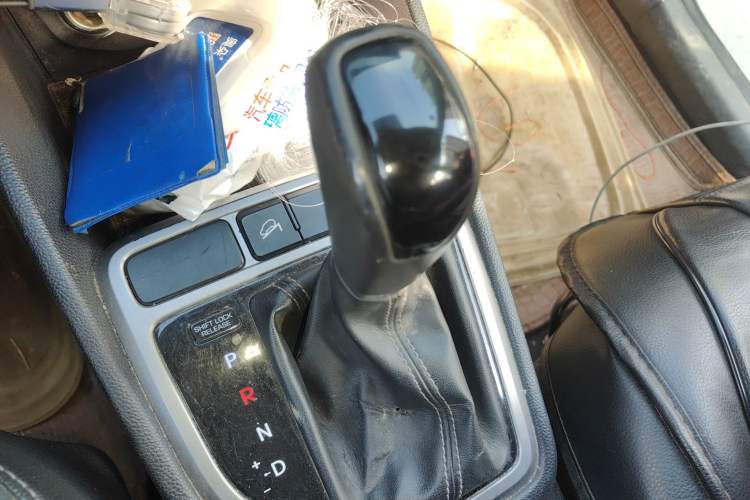 Used Hyundai ix25 2015 1.6L Automatic Two-Wheel Drive Smart GLS Trim