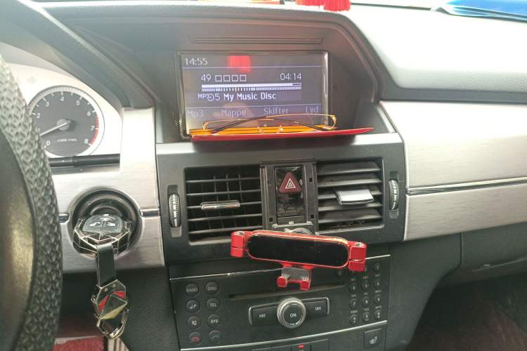 Used Mercedes-Benz GLK-Class 2012 GLK 300 4MATIC Fashion Model Audio And AC Panel