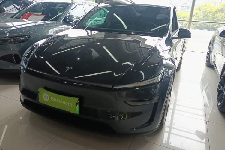 Used Tesla Model Y 2025 Rear-Wheel-Drive Version