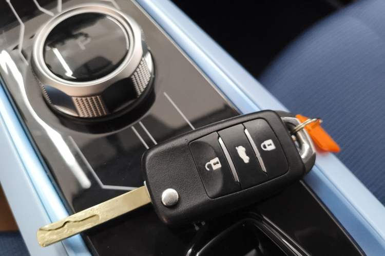 Used Oshan Benni E-Star 2022 Qingxin Edition Colorful Model Lithium Iron Phosphate